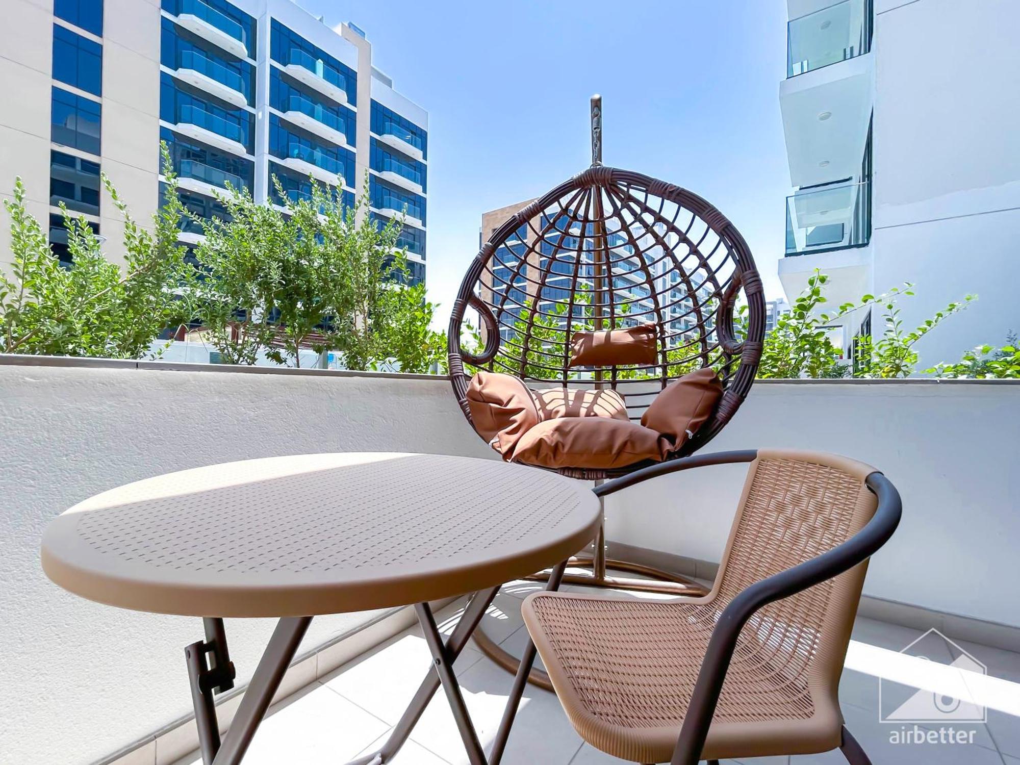 Charming Studio With Balcony In Azizi Riviera Dubai Esterno foto