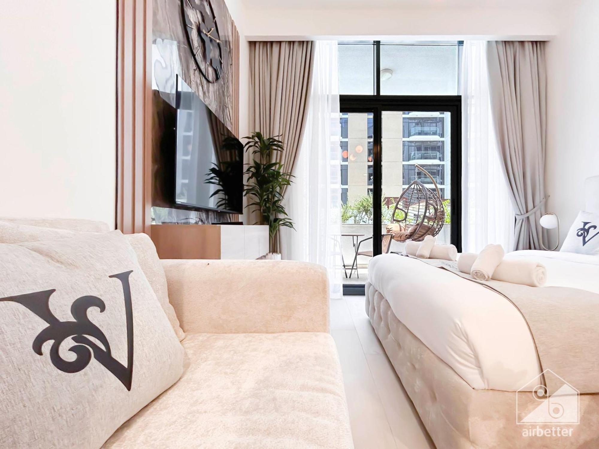 Charming Studio With Balcony In Azizi Riviera Dubai Esterno foto