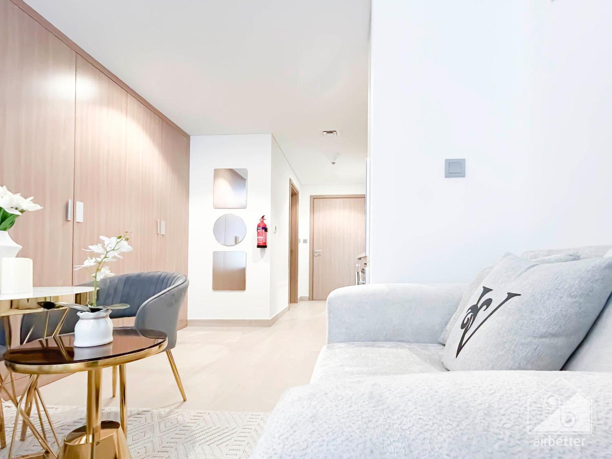 Charming Studio With Balcony In Azizi Riviera Dubai Esterno foto