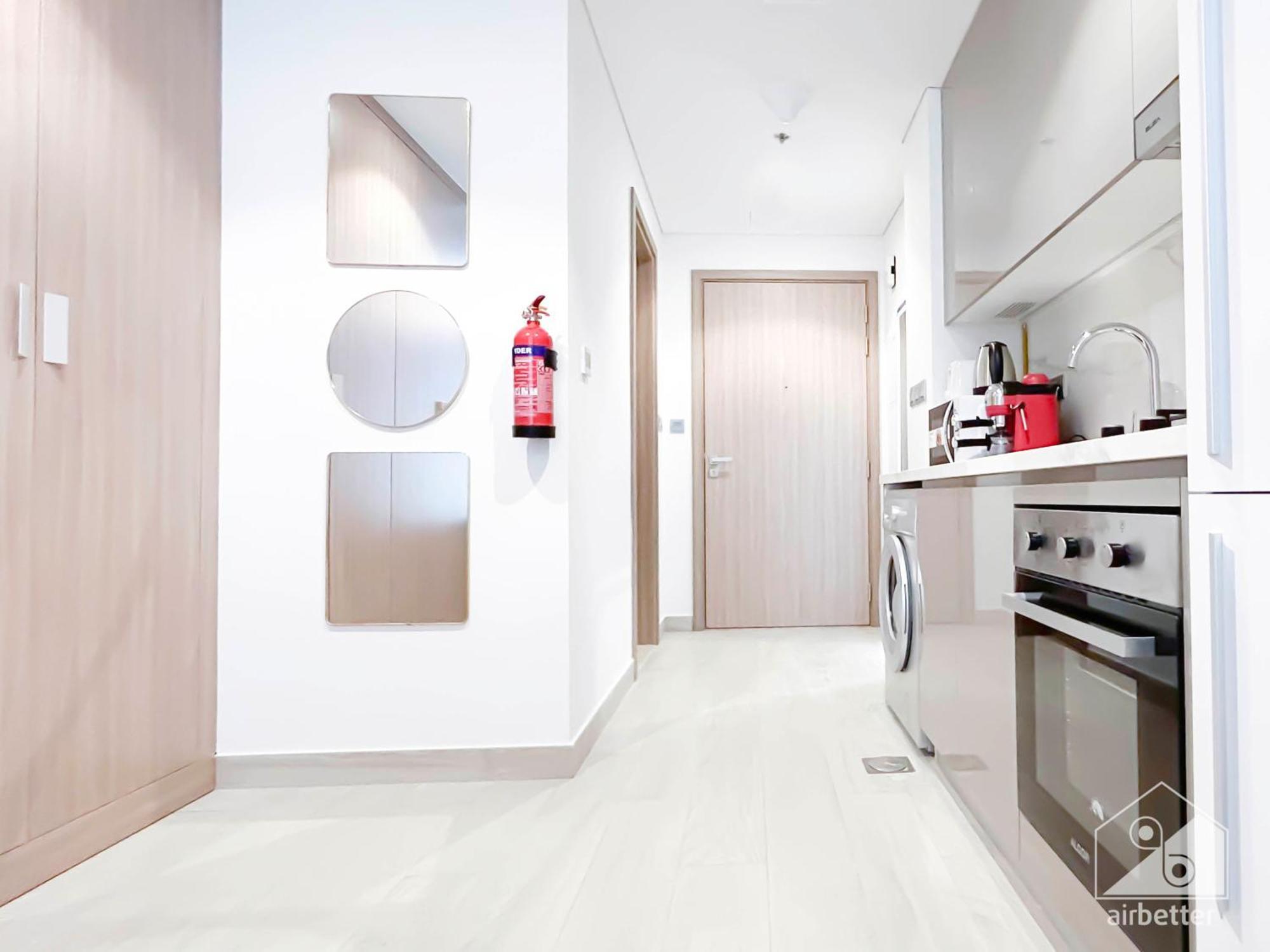 Charming Studio With Balcony In Azizi Riviera Dubai Esterno foto